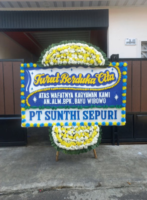 Papan Bunga Duka di Tambakrejo