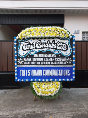 Papan Bunga Duka di Tambakrejo